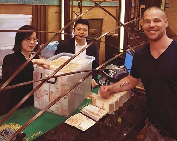 Patrik Antonius posta una foto su Instagram da vero 'baller' dopo il runner-up milionario ottenuto al Super High Roller Bowl di Macao!