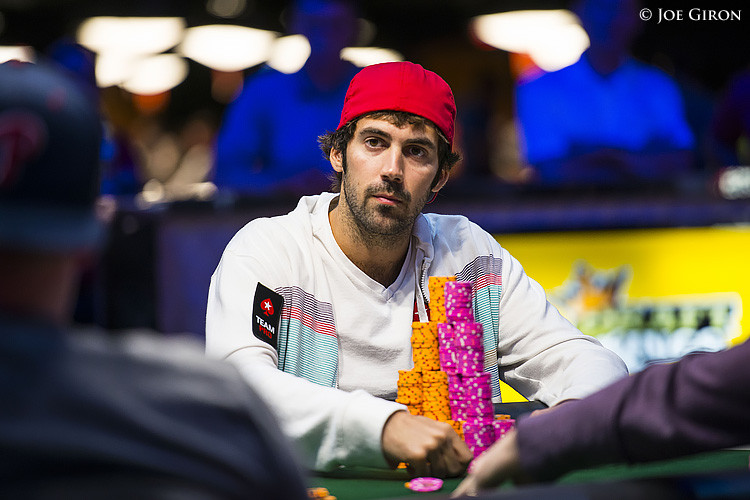 E voi abbandonereste mai lo stack al Main WSOP per una partita cash? Chiedete a Jason Mercier…