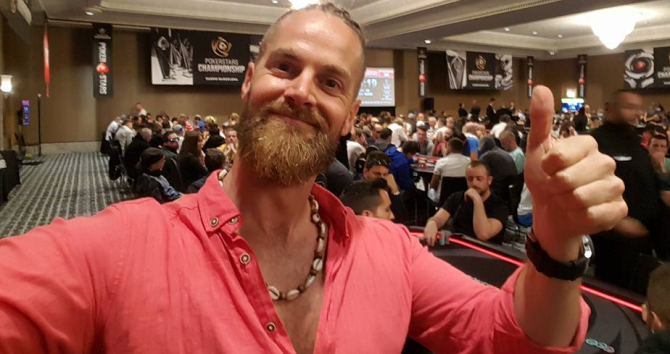 Steven van Zadelhoff, campione del mondo di poker online dopo 15 anni di grinding: “Non sono il più forte, ma ho lavorato duro per mettermi nella posizione ideale per poter raggiungere questa vittoria”